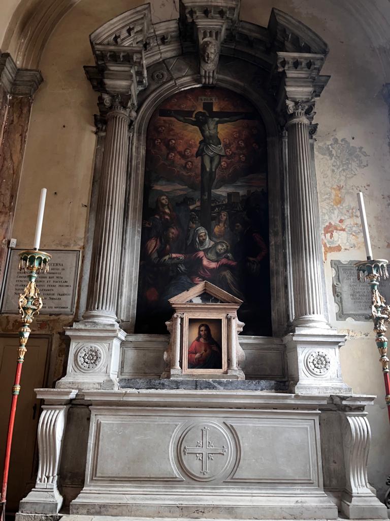 Scopri di più sull'articolo RESTAURO ALTARE DELLA CROCEFISSIONE